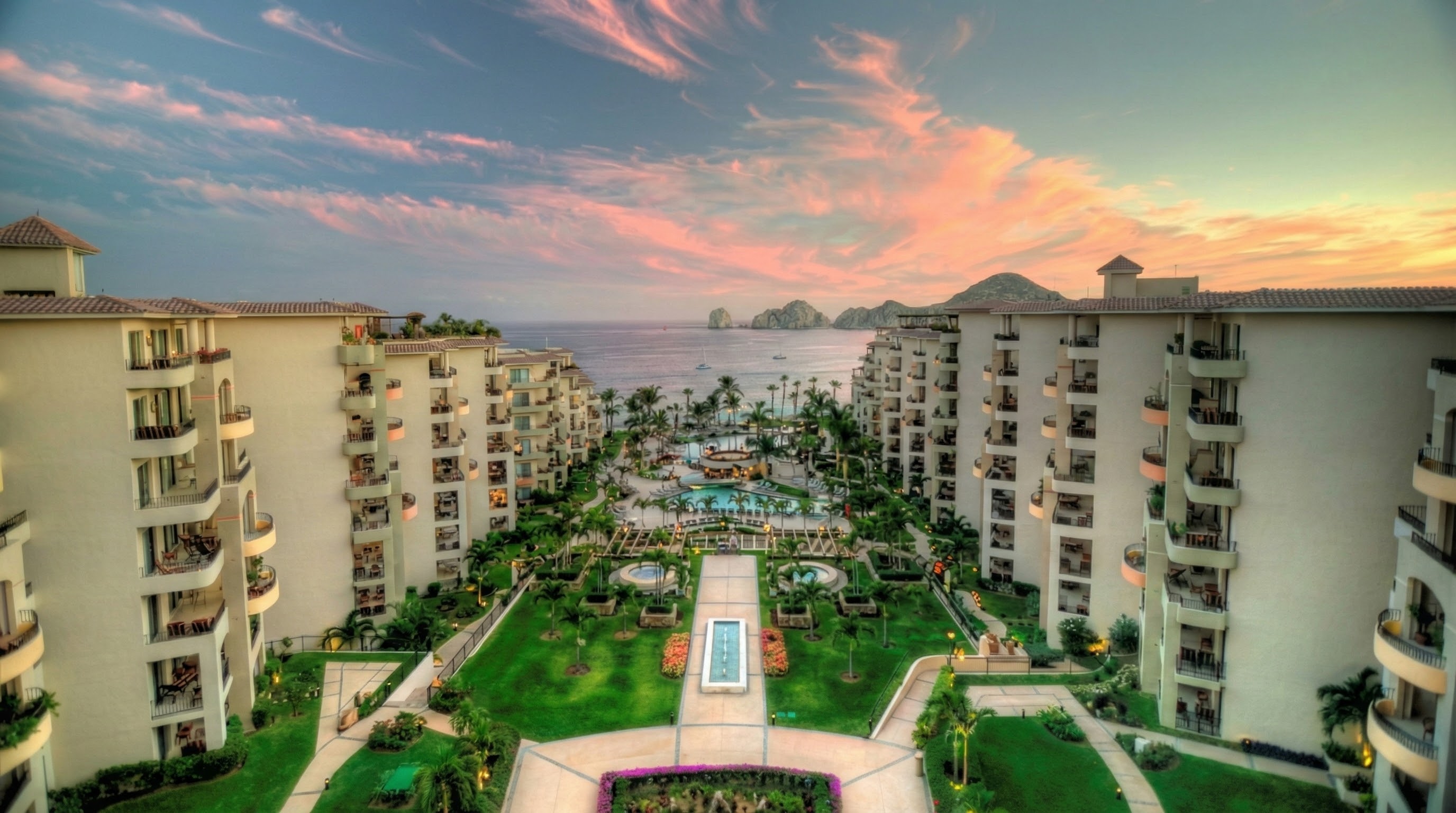 Sunset at Villa La Estancia